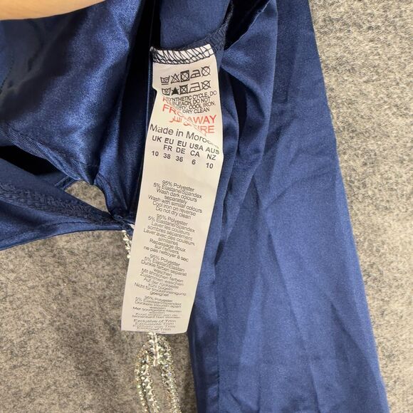 New PrettyLittleThings Cropped Top Women 6 Blue V-Neck Tie Up Long Sleeve Casual - Picture 5 of 8